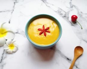 差不多半个小时左右，南瓜小米糊就做好了。