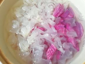 加入纯净水烧开。