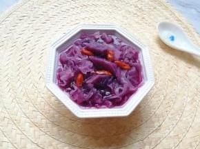 继续小火熬5分钟关火出锅。
