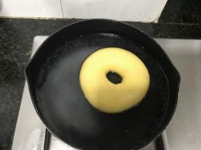 翻面再煮30秒，捞出