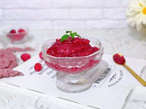 装入杯中，我家宝贝喜欢这样当零食吃。