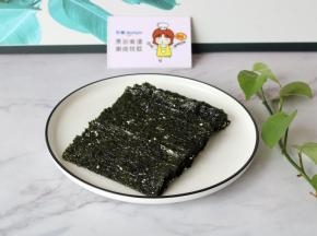 喜欢吃海苔的朋友也可以跟着做起来，自己做的海苔夹心脆跟买的一样好吃