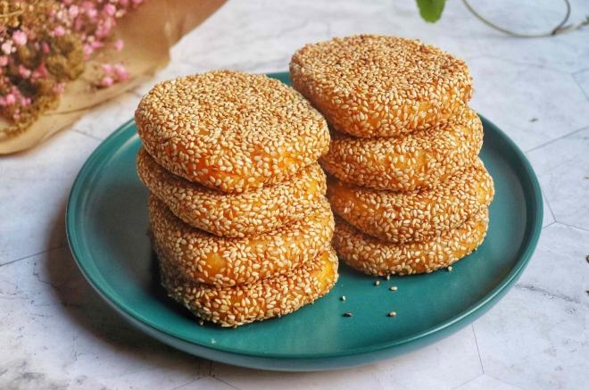 芝麻红薯糯米饼