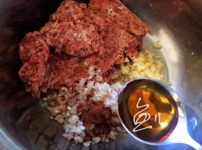 放入芝麻油