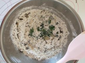 3、所有材料混合拌匀。