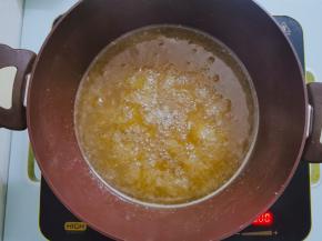 这个是煮了30分钟的状态，要开始搅拌