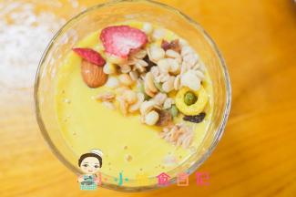 如果三岁以上可以撒一些这样的水果脆片 就更好吃拉