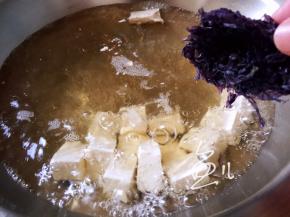 水开后放入紫菜