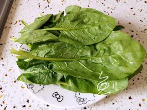 菠菜洗净