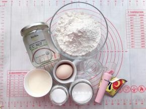 所有材料都称好，除了椰子油之外