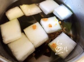 放入虾米