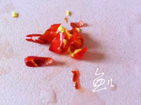 干红辣椒切段