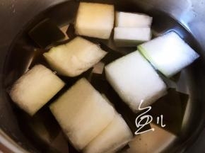放入冬瓜块