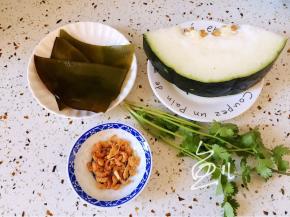 准备食材，海带提前泡发