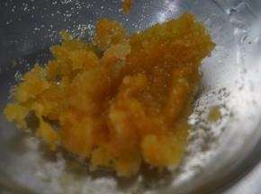 加入10克白糖腌制～