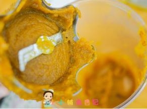 看一下是这样的状态，如果很难打你也可以加一些白开水打，打好以后混合一些高铁米糊增加稠度也可以哦