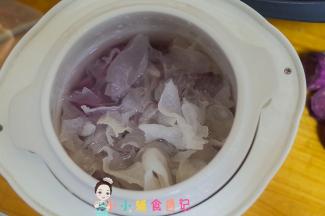 炖锅按下煮粥键，炖两个小时左右，如果是高压锅或者电饭锅可以减少时间