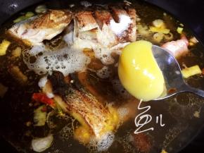 放入鸡油（或者猪油）