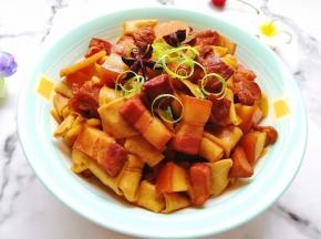 肉肉特别好吃，连豆皮吃起来都是满满的肉味。
