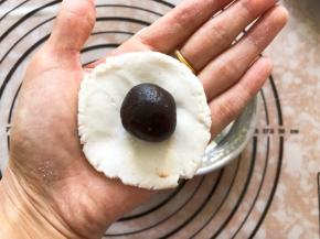 还可以包豆沙，我包了5个豆沙，15克一个豆沙