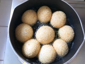 麻球明显变大，我放多了，有点挤