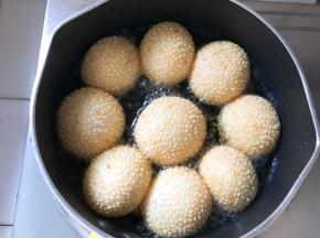 麻球明显变大，我放多了，有点挤