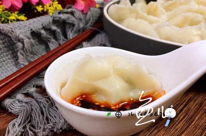 韭菜鸡蛋龙利鱼饺子