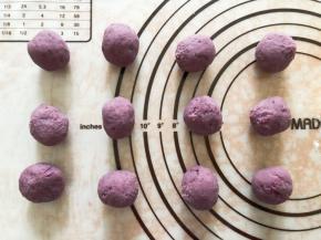 分成15克一个揉圆