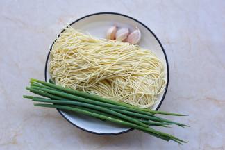 准备好所有食材。