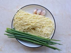 准备好所有食材。