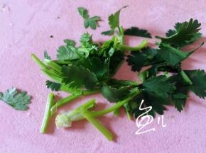 香菜切段