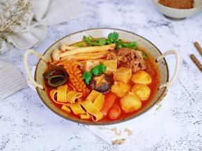 首次尝试番茄味道的火锅，嗯，味道真不错。