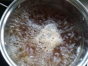 4 关东煮调料煮沸