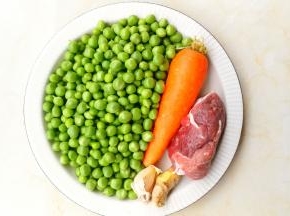 准备好所有食材。