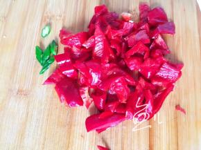 红椒辣椒切小块