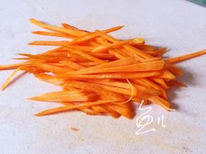 胡萝卜切丝