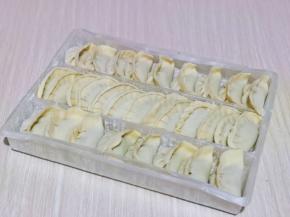 依次包完，好几个人一起包的，所以形状不一样哈～