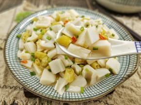 又酸又辣还脆口，真的是太开胃啦，赶紧来尝尝