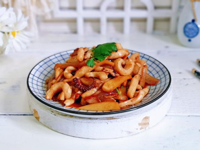 杏鲍菇炒鱿鱼