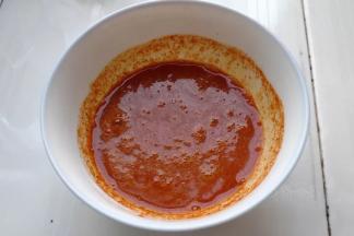 3 搅拌均匀，备用