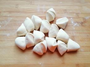 分成大小一致的小剂子。