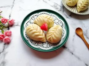 白白胖胖的葫芦丝包子出锅了。