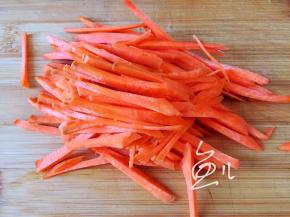 胡萝卜切丝
