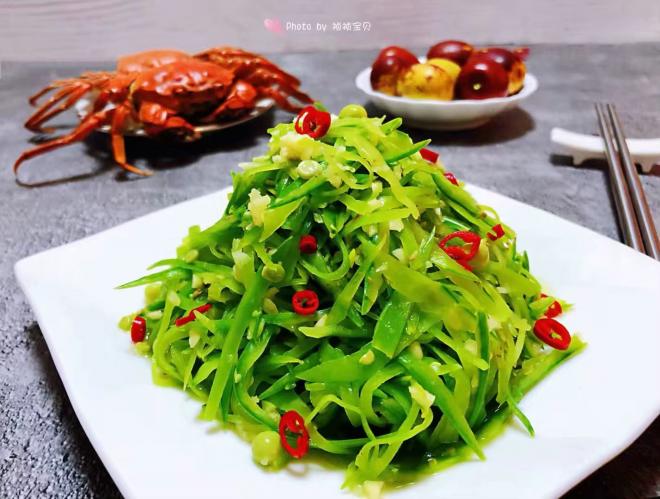 凉拌蒜蓉荷兰豆