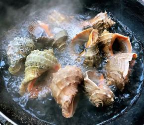 水开继续煮三分钟即可出锅