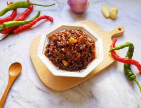 夹馍拌面拌饭，无所不能的香菇鲜辣酱。