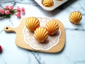 胖乎乎的玛德琳。