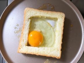 打入一个鸡蛋