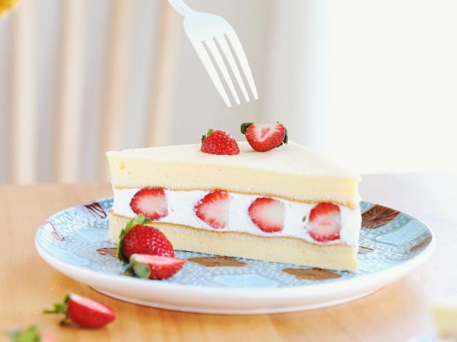 草莓奶油三明治