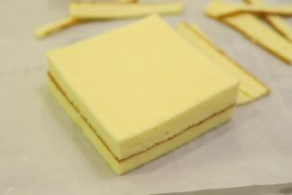 两片叠放大小切一样。